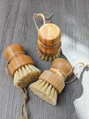 Bamboo and Sisal Fiber Dish Brush